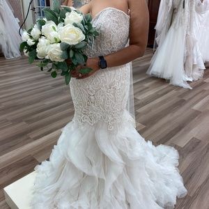 Wedding dress